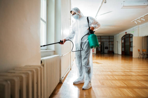 Best Pest Prevention Services  in Fayette, IA